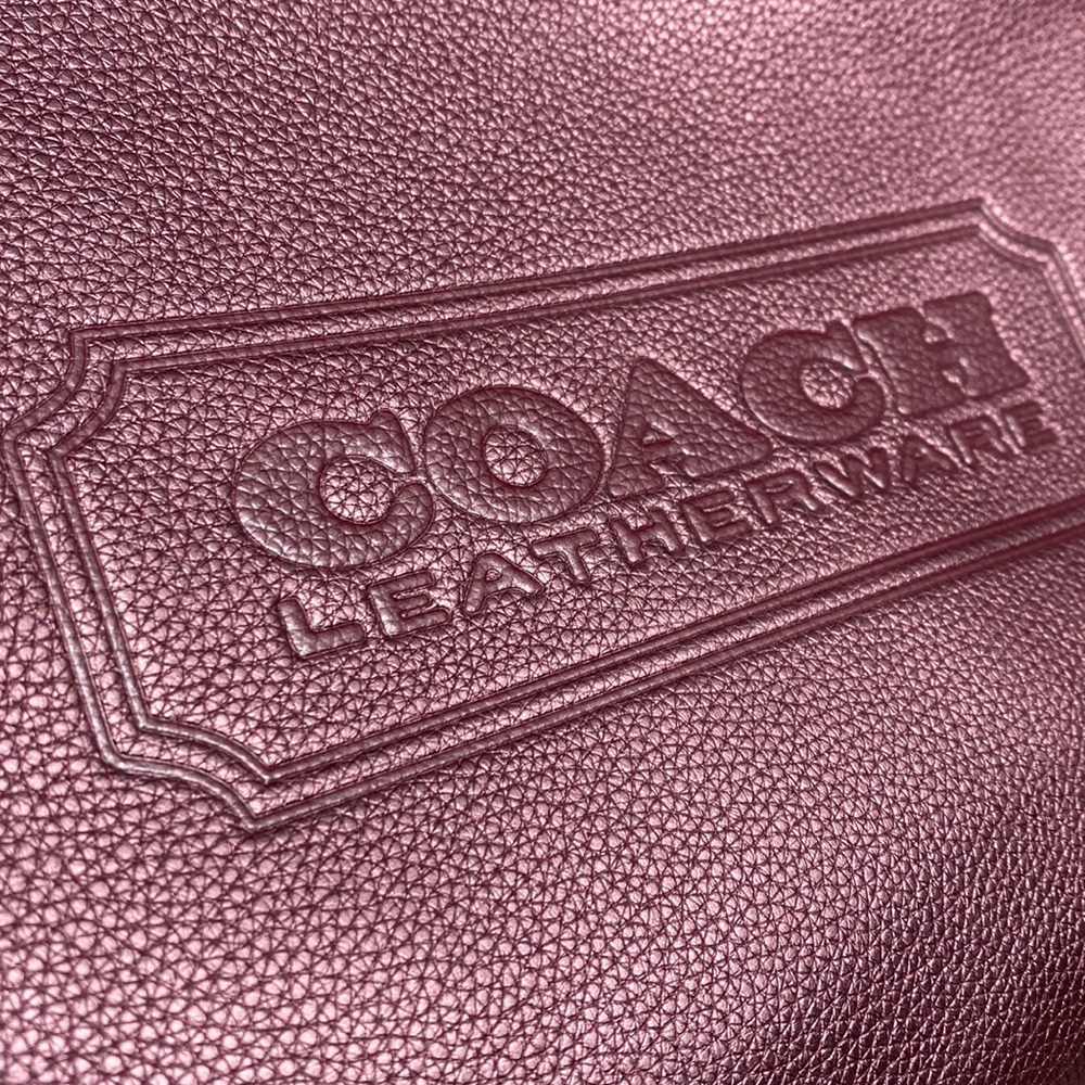 Coach Large Metallic Barbie Pink Tech Pouch NWT Zipper Purse Ipad Phone tablet - Picture 4 of 7